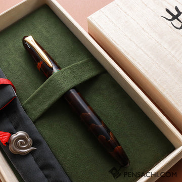 PLATINUM Izumo Yakumonuri Fountain Pen - Yakumo Byakudan