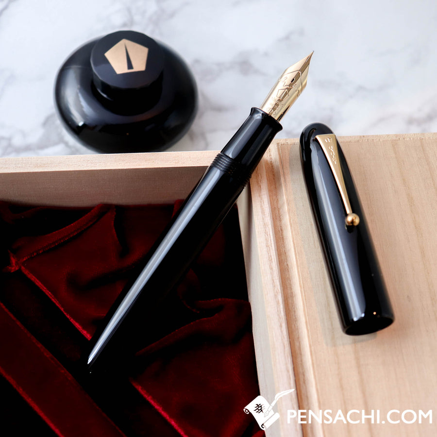 Namiki Urushi Lacquer Black No.50 18kt Gold nib Fountain Pen (No Ring) - PenSachi Japanese Limited Fountain Pen