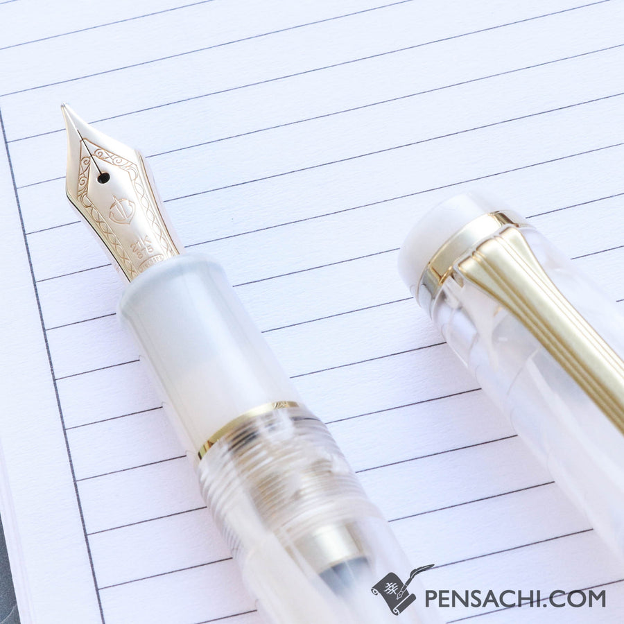 SAILOR Limited Edition Veilio Fountain Pen - Pearl White - PenSachi Japanese Limited Fountain Pen