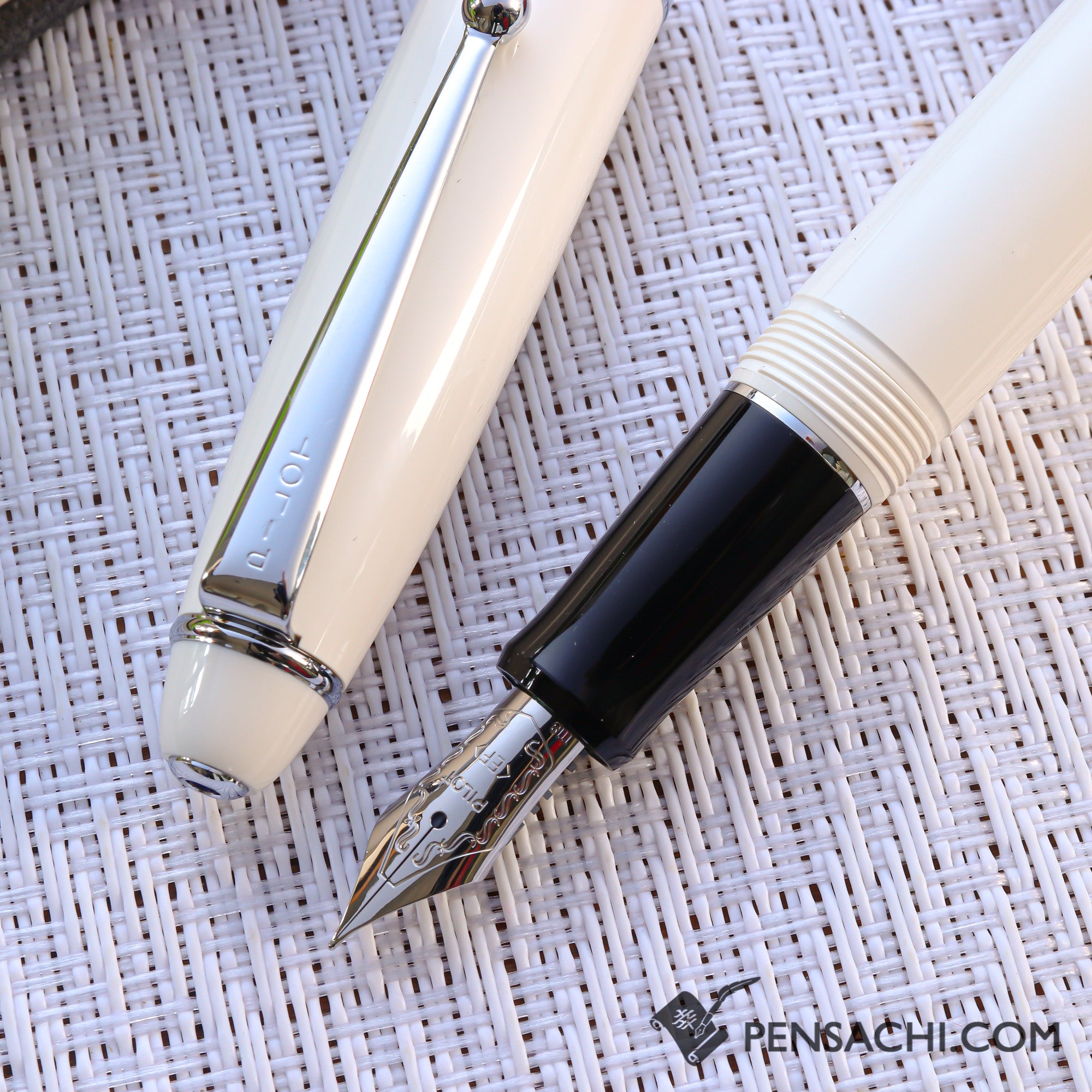 IMG_4314_4480x.jpg?v=1588911756