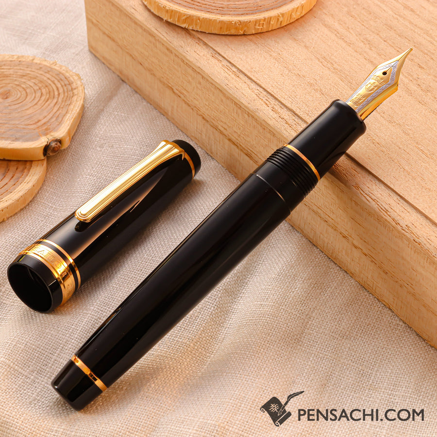 SAILOR Pro Gear Classic Fountain Pen - Black Gold - PenSachi Japanese Limited Fountain Pen