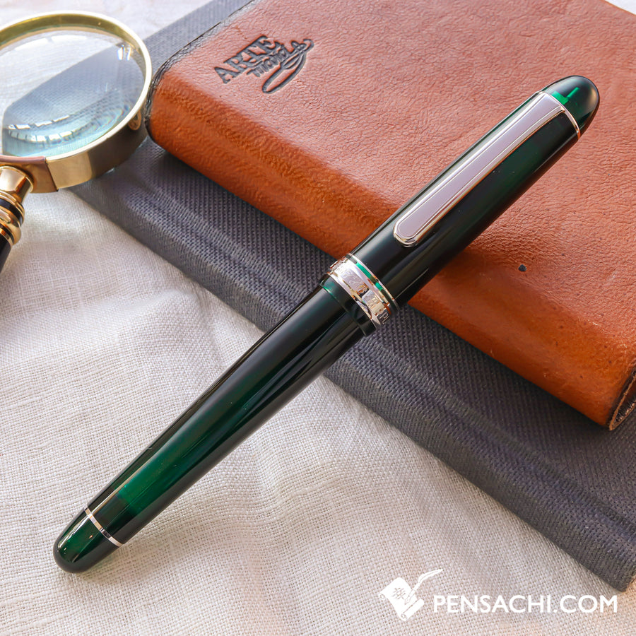 PLATINUM #3776 Century Rhodium Fountain Pen - Laurel Green - PenSachi Japanese Limited Fountain Pen