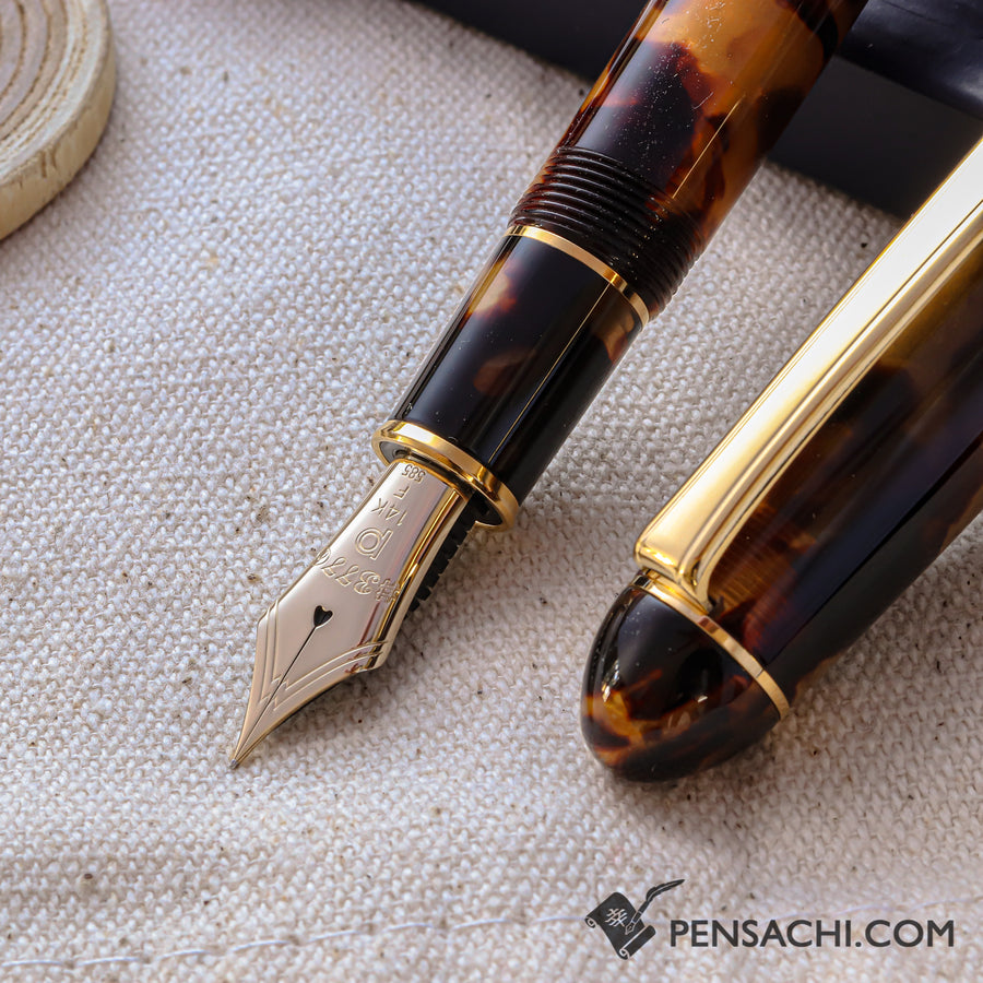 PLATINUM #3776 Century Celluloid Fountain Pen - Bekkou Tortoiseshell - PenSachi Japanese Limited Fountain Pen