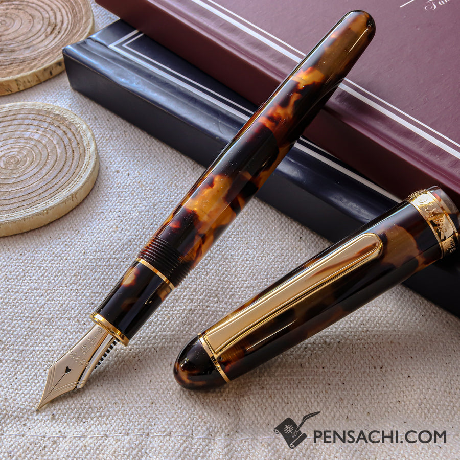 PLATINUM #3776 Century Celluloid Fountain Pen - Bekkou Tortoiseshell - PenSachi Japanese Limited Fountain Pen