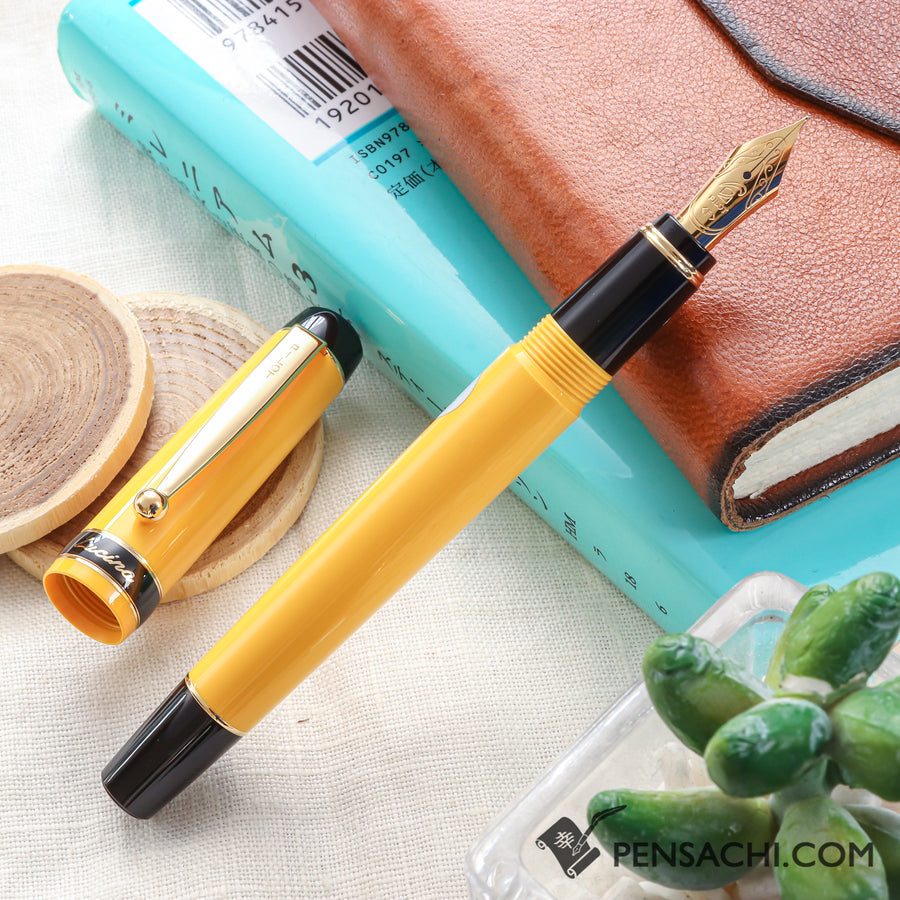 Pilot Lucina Fountain Pen - Yellow - PenSachi Japanese Limited Fountain Pen