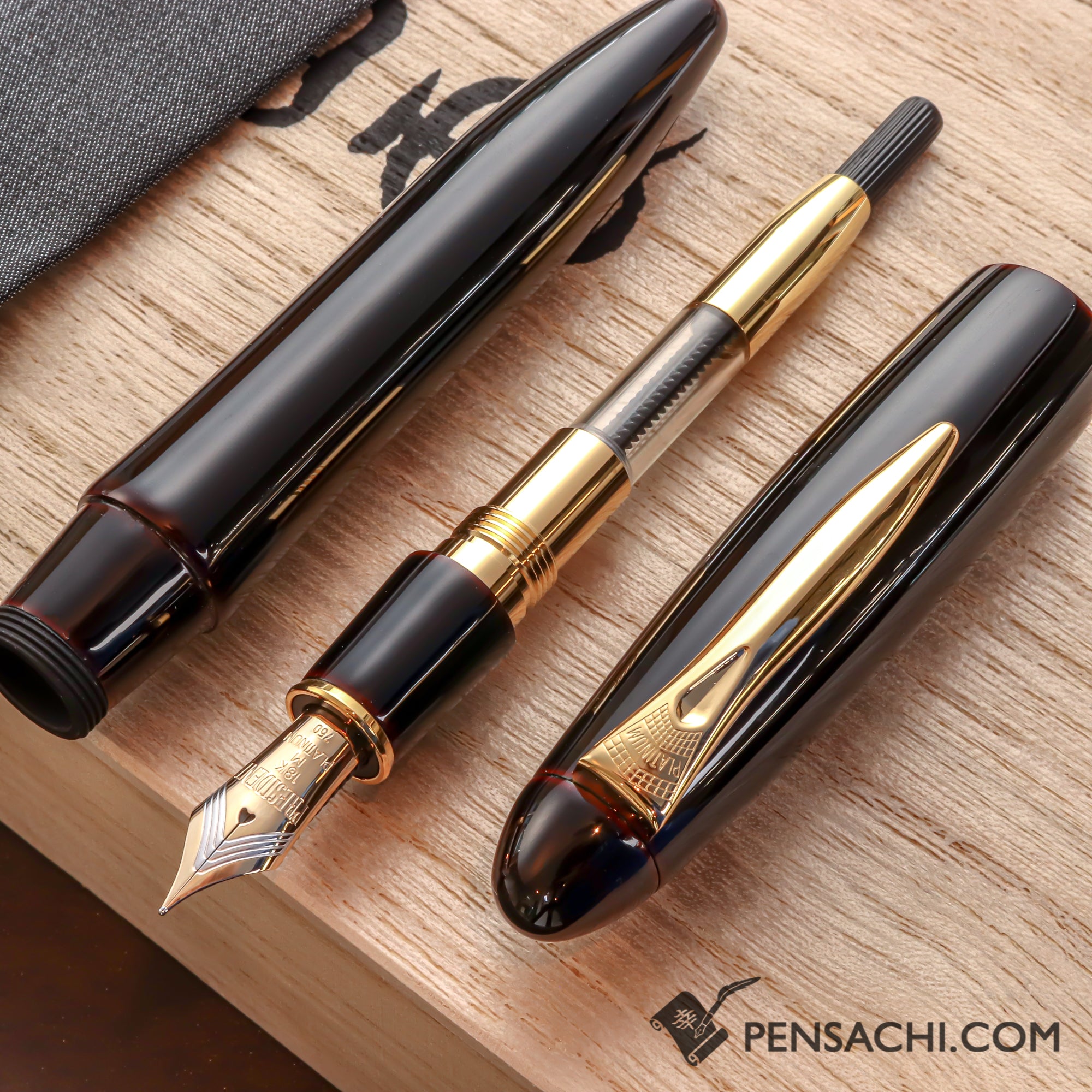 PLATINUM Izumo Tamenuri Fountain Pen - Akatame | PenSachi - Japan