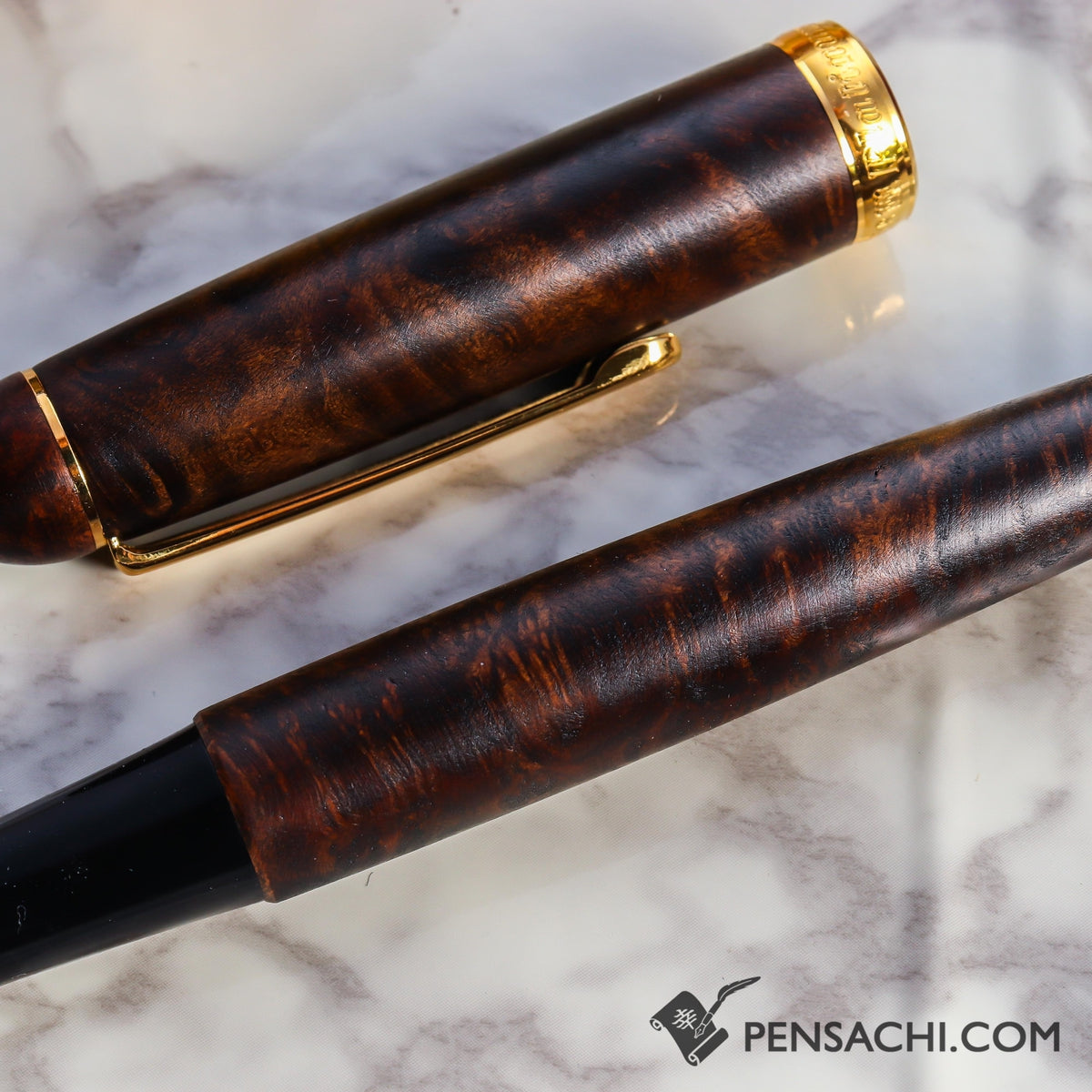 Platinum #3776木製ブラウン万年筆 PLATINUM #3776 Century Briar Fountain Pen - Red Brown | PenSachi