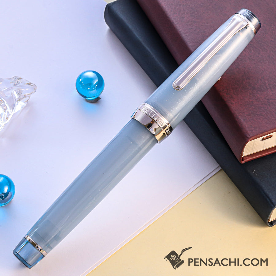 SAILOR Limited Edition Pro Gear Fountain Pen - Ginzan Snow Gray - PenSachi Japanese Limited Fountain Pen