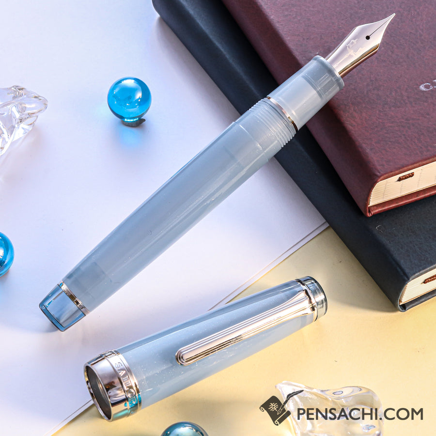 SAILOR Limited Edition Pro Gear Fountain Pen - Ginzan Snow Gray - PenSachi Japanese Limited Fountain Pen