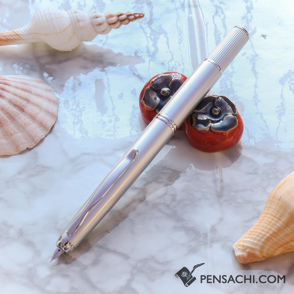 PILOT Capless FERMO 万年筆 シルバー F 細字 PILOT Vanishing Point Capless Fermo Fountain Pen - Diamond Silver