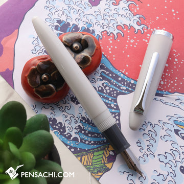 SAILOR 1911 Profit Junior Fountain Pen - Light Grey - PenSachi Japanese Limited Fountain Pen