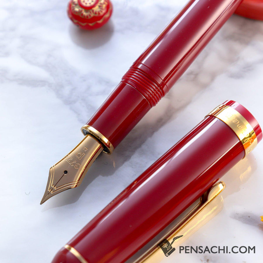 PLATINUM #3776 Century Balance Fountain Pen - Wine Red - PenSachi Japanese Limited Fountain Pen