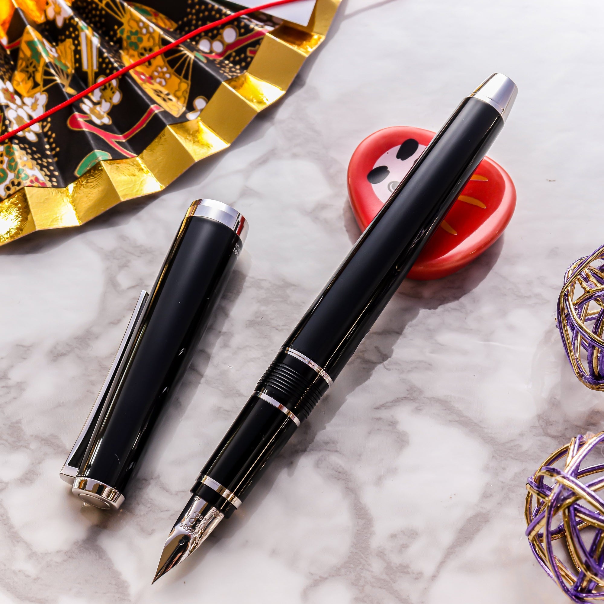 PILOT Falcon Elabo Metal Fountain Pen - Black– PenSachi