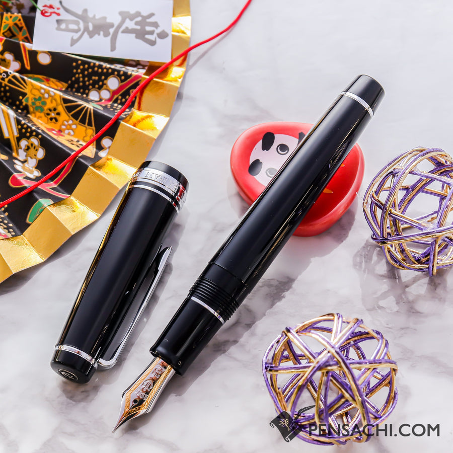 SAILOR Pro Gear Classic Fountain Pen - Black Silver - PenSachi Japanese Limited Fountain Pen