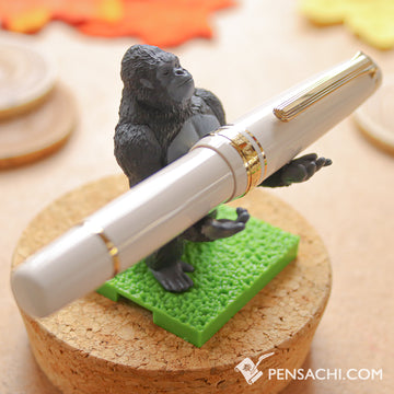 Omocha Penholder - Gorilla - PenSachi Japanese Limited Fountain Pen