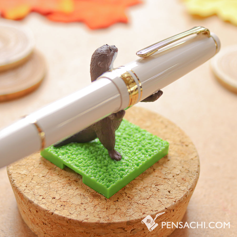 Omocha Penholder - Otter - PenSachi Japanese Limited Fountain Pen