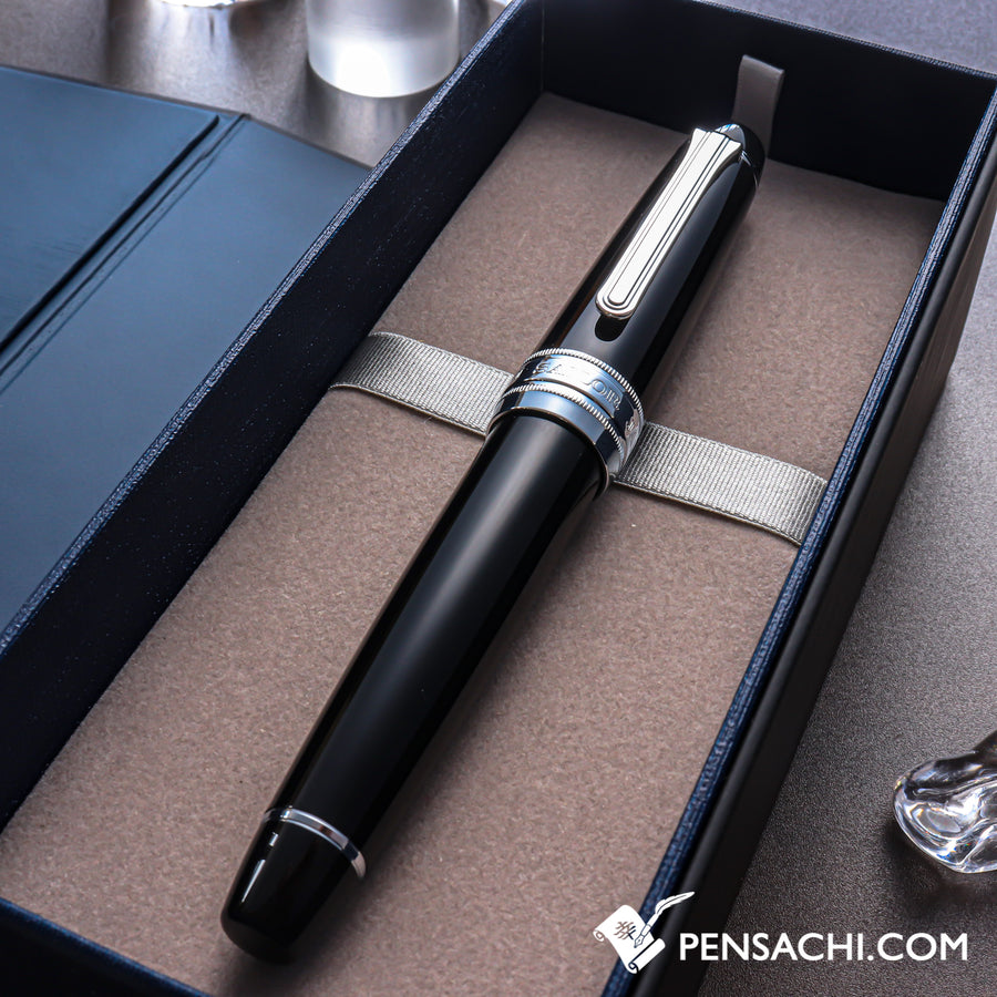 SAILOR King of Pens Pro Gear Fountain Pen - Black Silver - PenSachi Japanese Limited Fountain Pen