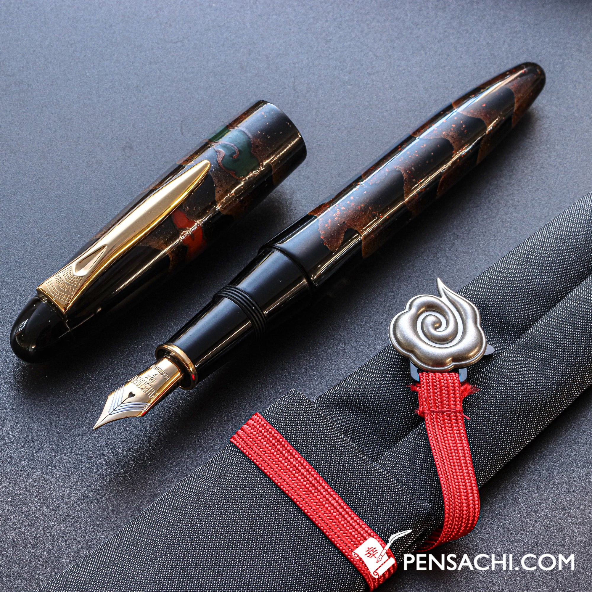 PLATINUM Izumo Yakumonuri Fountain Pen - Ginsen Yakumo | PenSachi