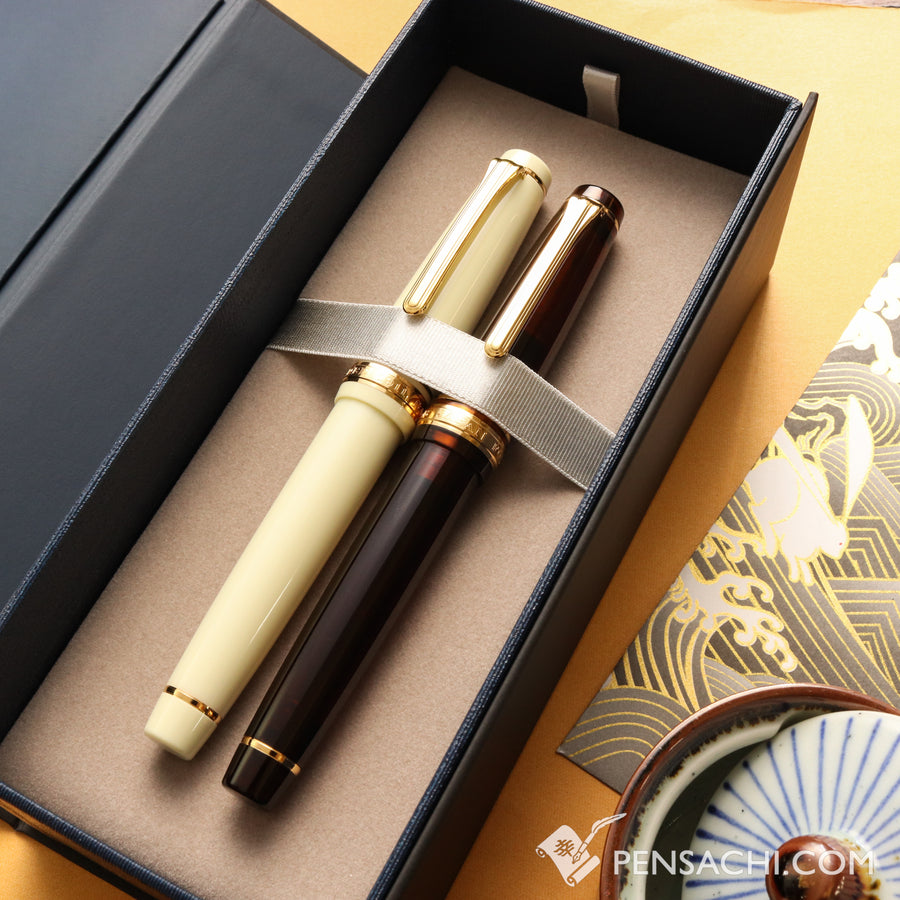 SAILOR Limited Edition Pro Gear Classic Set - Daisy White and Walnut Brown - PenSachi Japanese Limited Fountain Pen