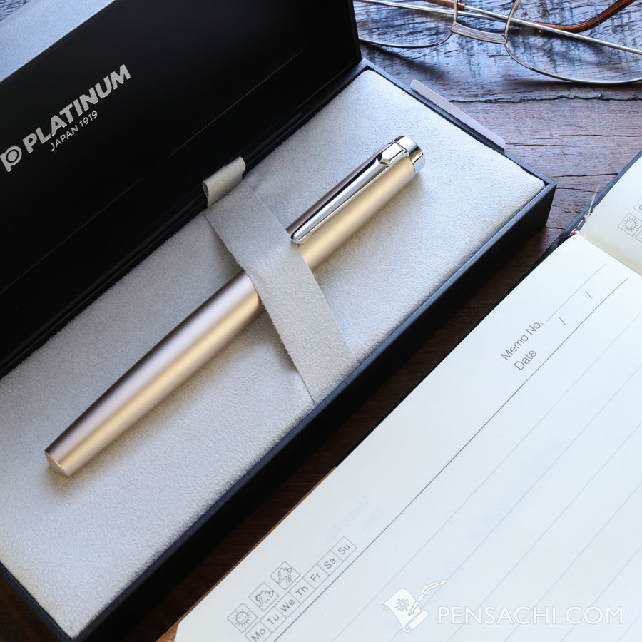 PLATINUM Procyon Luster Fountain Pen - Champagne Gold - PenSachi Japanese Limited Fountain Pen
