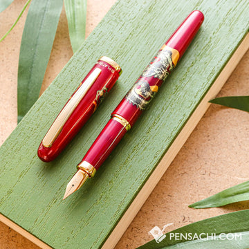 PLATINUM Modern Maki-e Vicoh Soryu Fountain Pen - Shu Red - PenSachi Japanese Limited Fountain Pen