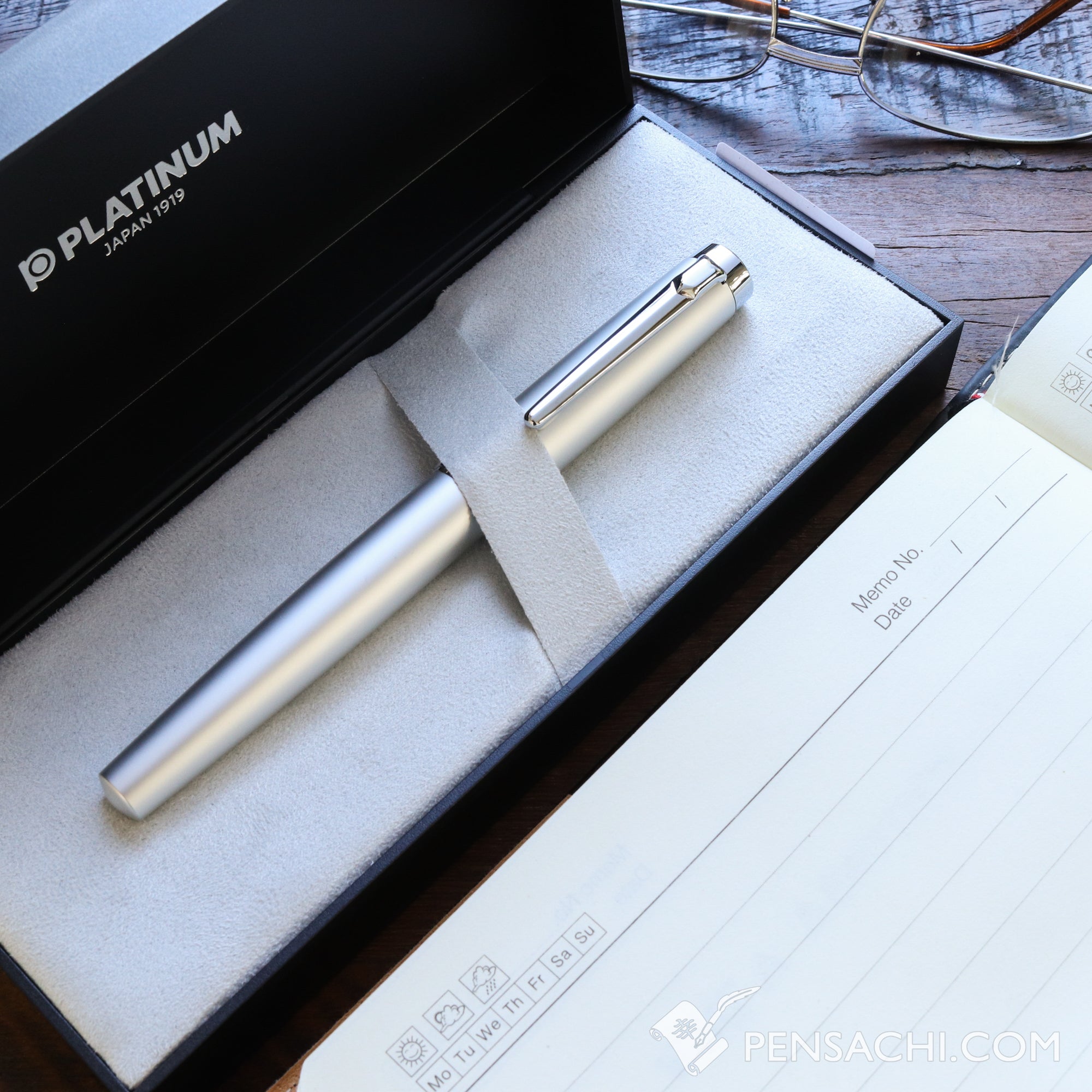 【限定生産品】PLATINUM PROCYON LUSTER ナミニチドリ PLATINUM Procyon Luster Fountain Pen - Satin Silver | PenSachi