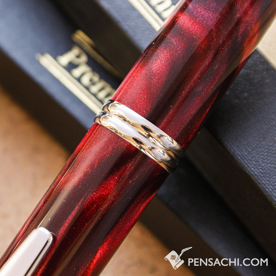 PILOT Vanishing Point Capless SE Fountain Pen - Marble Red - PenSachi Japanese Limited Fountain Pen