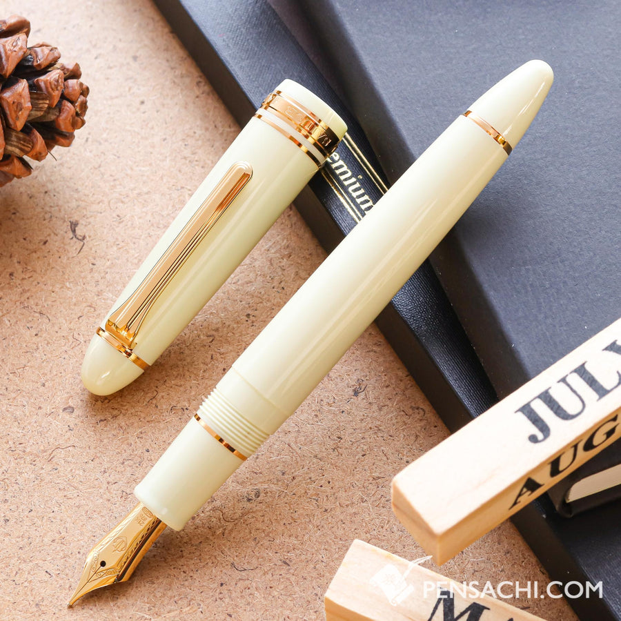 SAILOR Limited Edition 1911 Large (Full size) Fountain Pen - Daisy White - PenSachi Japanese Limited Fountain Pen