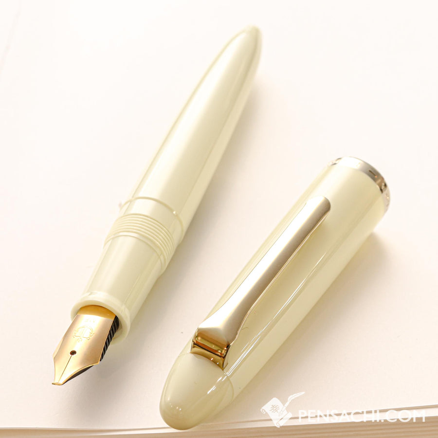 SAILOR 1911 Profit Fude Mannen Fountain Pen - Daisy White - PenSachi Japanese Limited Fountain Pen