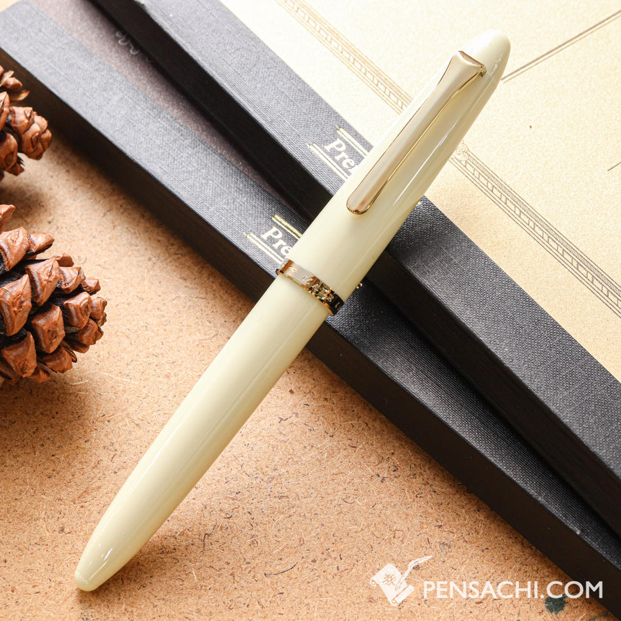 SAILOR 1911 Profit Fude Mannen Fountain Pen - Daisy White - PenSachi Japanese Limited Fountain Pen