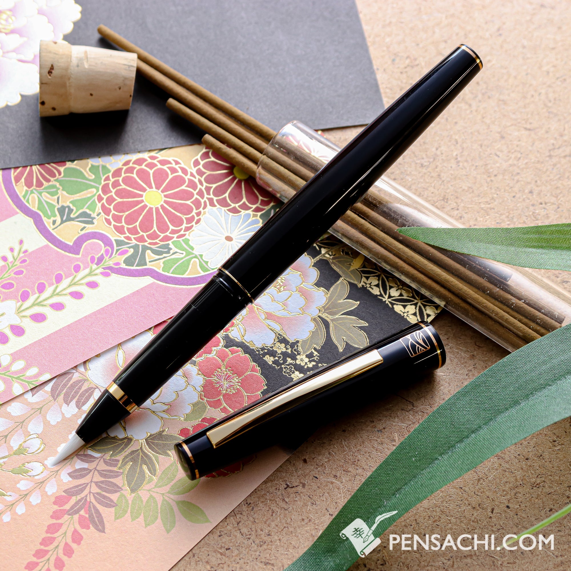 KURETAKE Mannen Mouhitsu - Black Shaft Brush | PenSachi - Japan