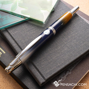 PILOT Limited Edition Vanishing Point Capless Fountain Pen - Gradation White - PenSachi Japanese Limited Fountain Pen